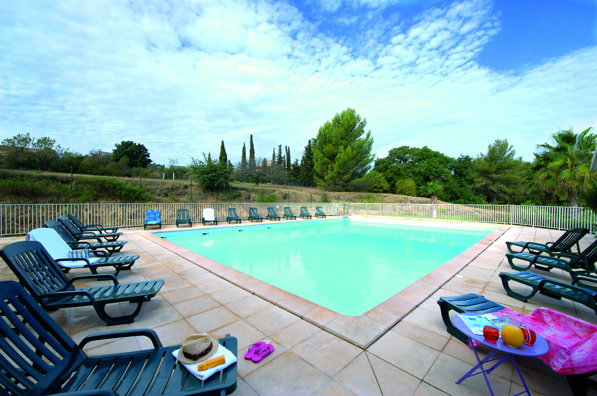 Zenitude Hôtel-Résidences Toulon Six Fours Six-Fours-les-Plages Exterior foto